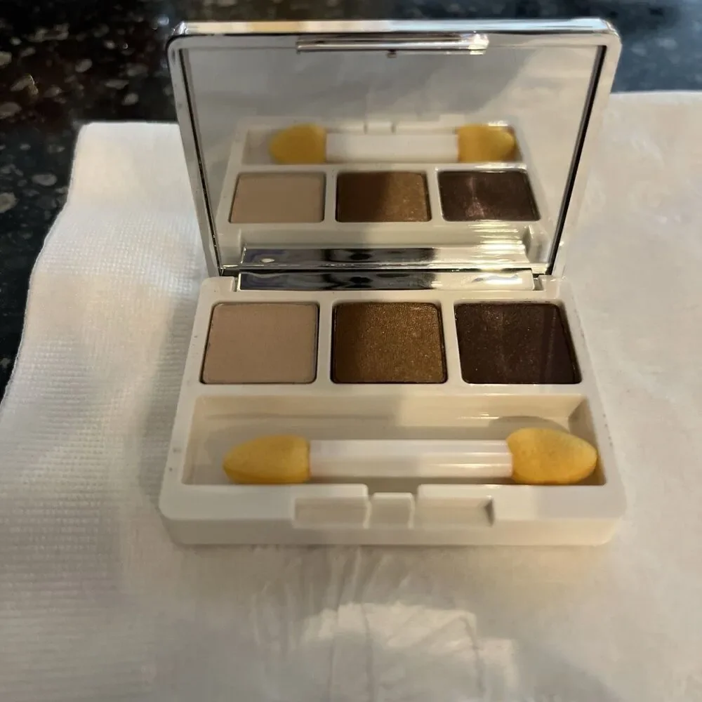 Clinique  All About Shadow Trio~2P Mink~43 Golden Brown ~2E Mushroom